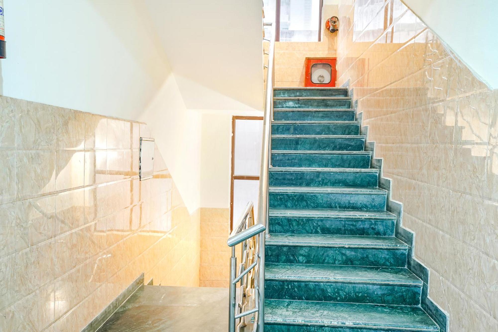 Fabhotel Prashant Palace Májszúr Kültér fotó