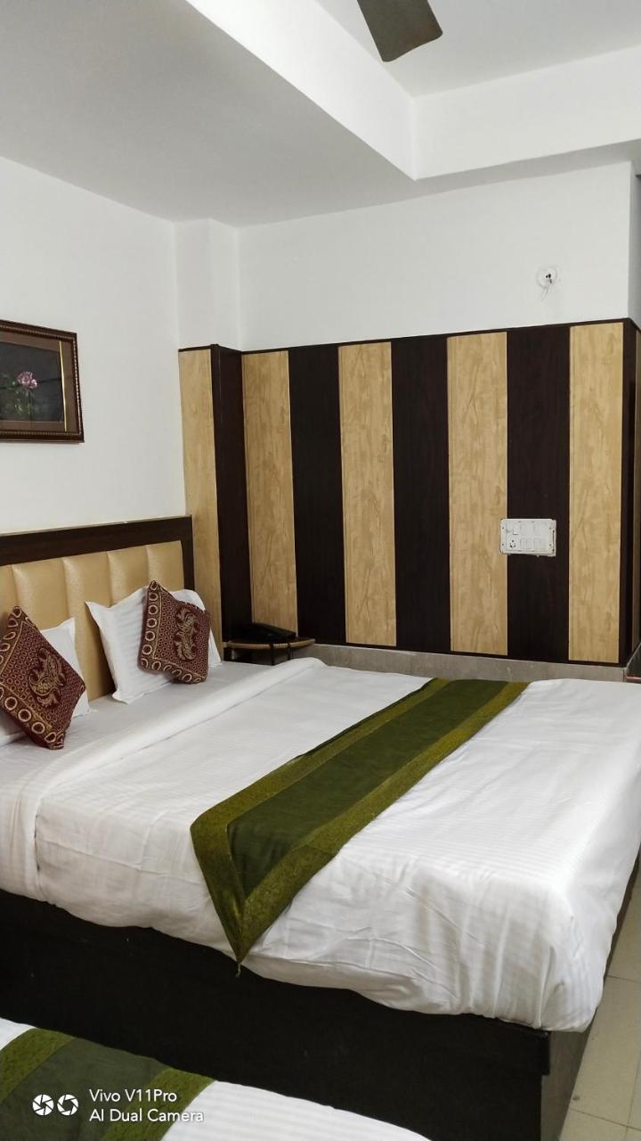 Fabhotel Prashant Palace Májszúr Kültér fotó