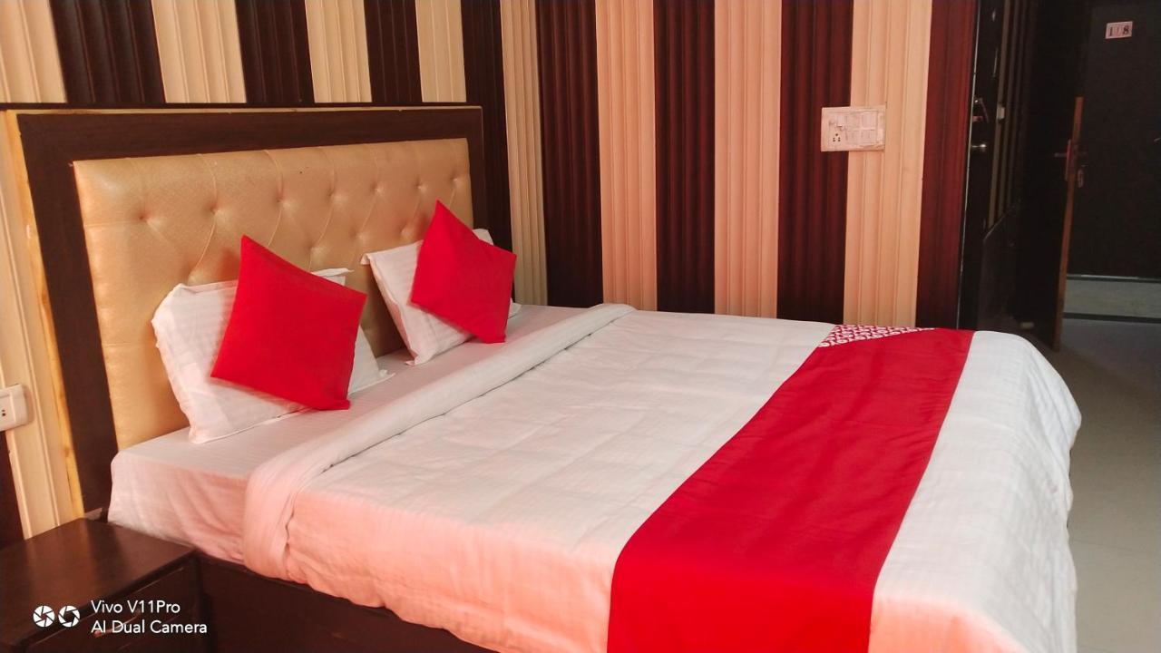 Fabhotel Prashant Palace Májszúr Kültér fotó